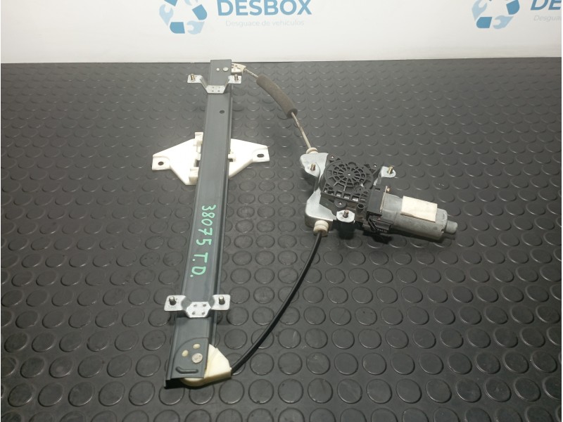 Recambio de elevalunas trasero derecho para ssangyong kyron 2.0 di referencia OEM IAM 7332109000  