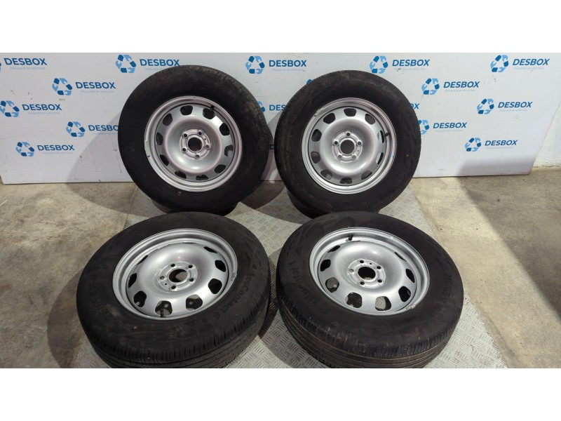 Recambio de juego llantas para dacia duster ii 0.999 referencia OEM IAM   