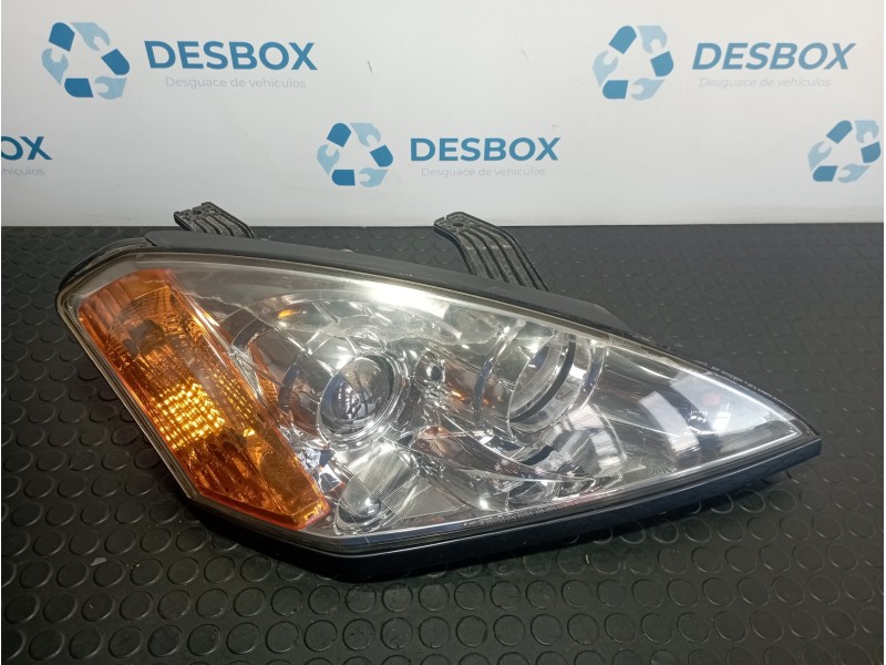 Recambio de faro derecho para ssangyong kyron 2.0 di referencia OEM IAM 8310209100  