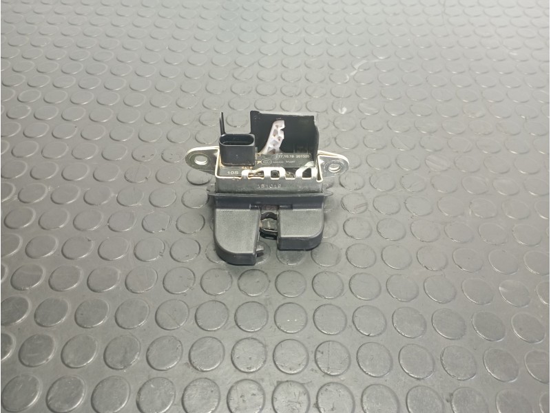 Recambio de cerradura maletero / porton para volkswagen t-cross (d31) 1.0 tsi referencia OEM IAM A102523  