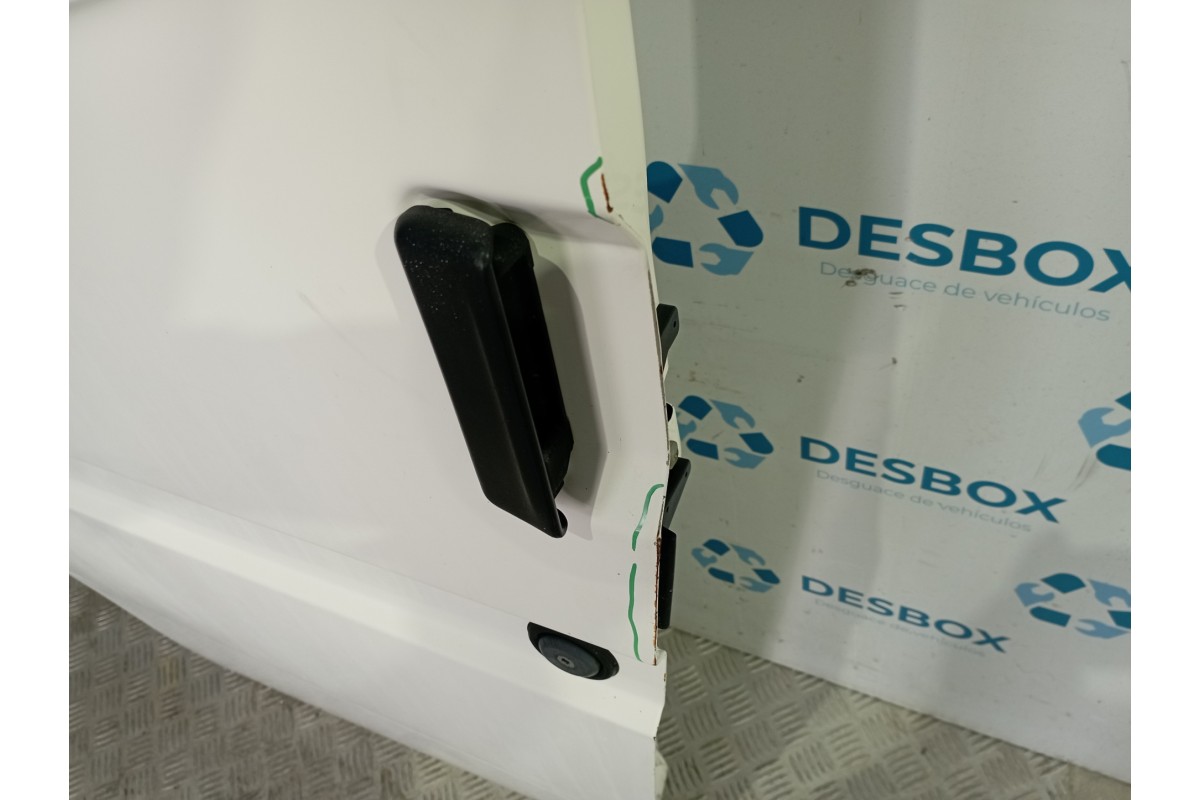 Recambio de puerta delantera izquierda para ford transit, combi 1995 ft 100 2.5 largo hd referencia OEM IAM   