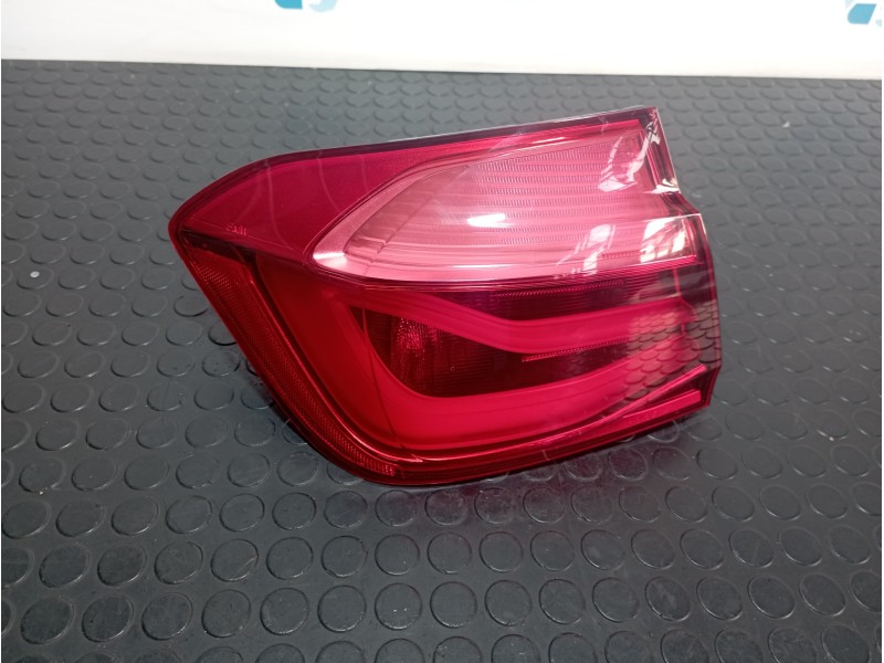 Recambio de piloto trasero izquierdo para bmw serie 3 lim. (f30) referencia OEM IAM 7259893  