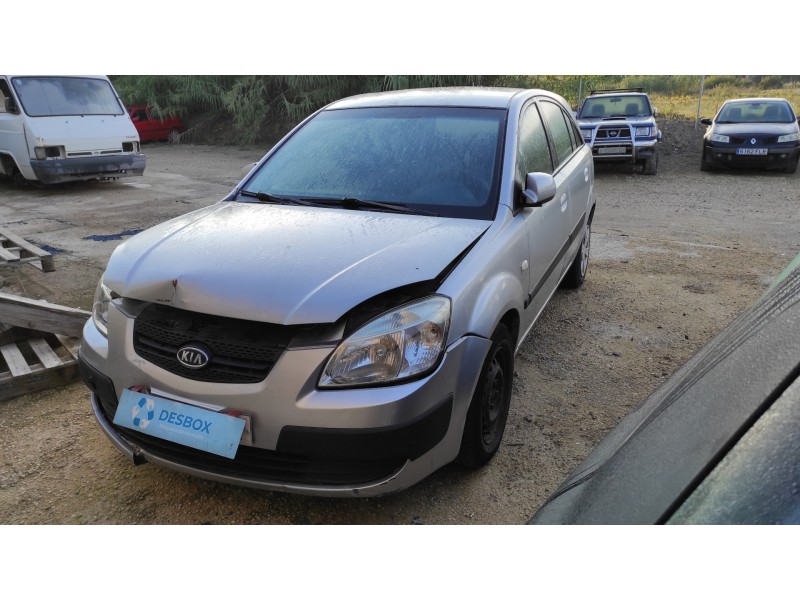 kia rio del año 2005