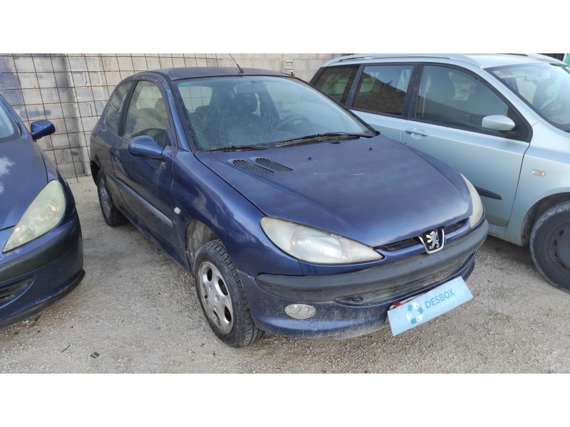 peugeot 206 berlina del año 2000