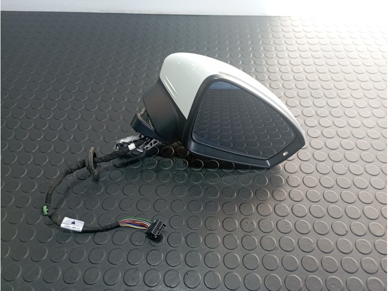 Recambio de retrovisor derecho para volkswagen tiguan 2.0 tdi referencia OEM IAM 5NB857502  