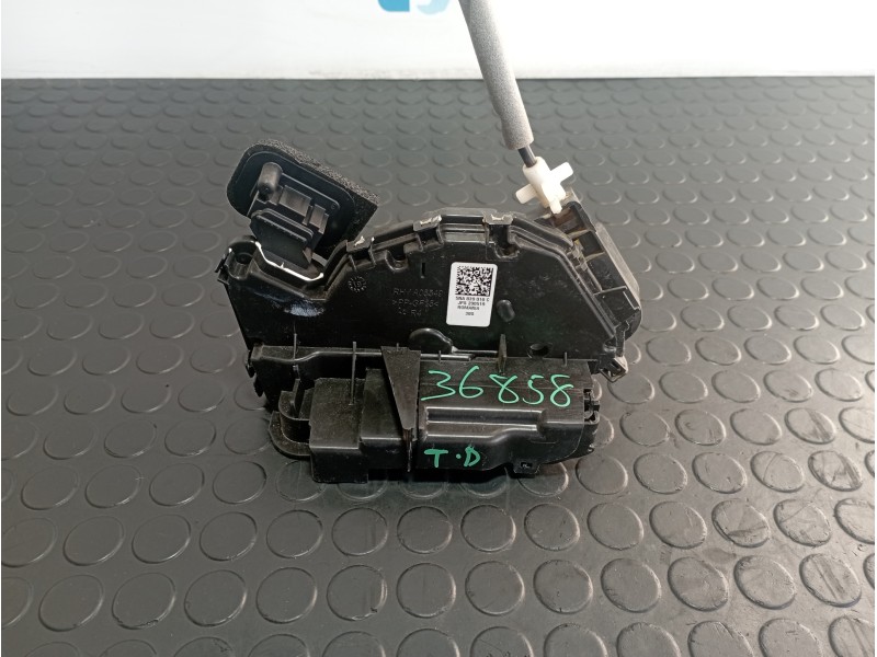 Recambio de cerradura puerta trasera derecha para volkswagen tiguan 2.0 tdi referencia OEM IAM 5NA839016C  