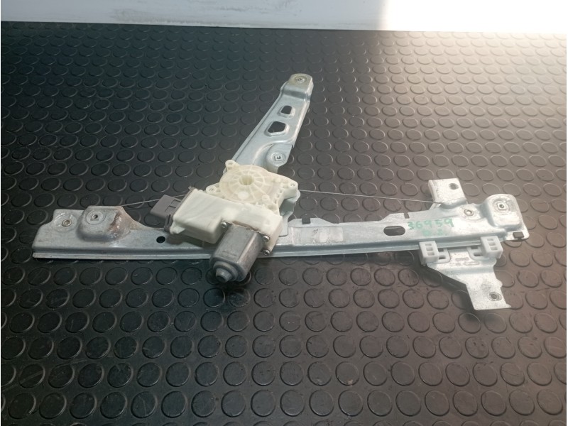 Recambio de elevalunas delantero izquierdo para peugeot 3008 1.6 referencia OEM IAM 9682808880  
