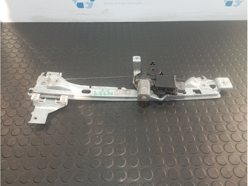 Recambio de elevalunas trasero izquierdo para peugeot 3008 1.6 referencia OEM IAM 9682808780  