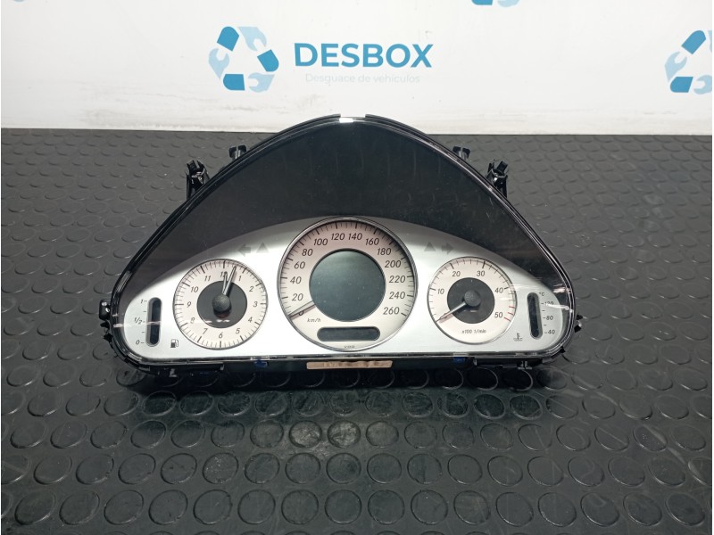 Recambio de cuadro instrumentos para mercedes-benz clase e (w211) berlina 280 cdi referencia OEM IAM A2115405747  