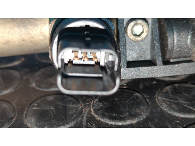 Recambio de rampa inyectora para citroen c5 break 2.2 hdi sx automático referencia OEM IAM 0445214017  