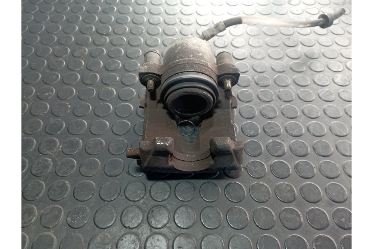 Recambio de pinza de freno delantera derecha para volkswagen bora berlina (1j2) 1.6 referencia OEM IAM 1K0615124D  