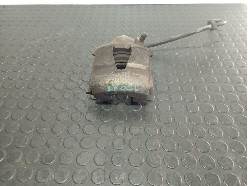 Recambio de pinza de freno delantera izquierda para volkswagen bora berlina (1j2) 1.6 referencia OEM IAM 1K0615123D  