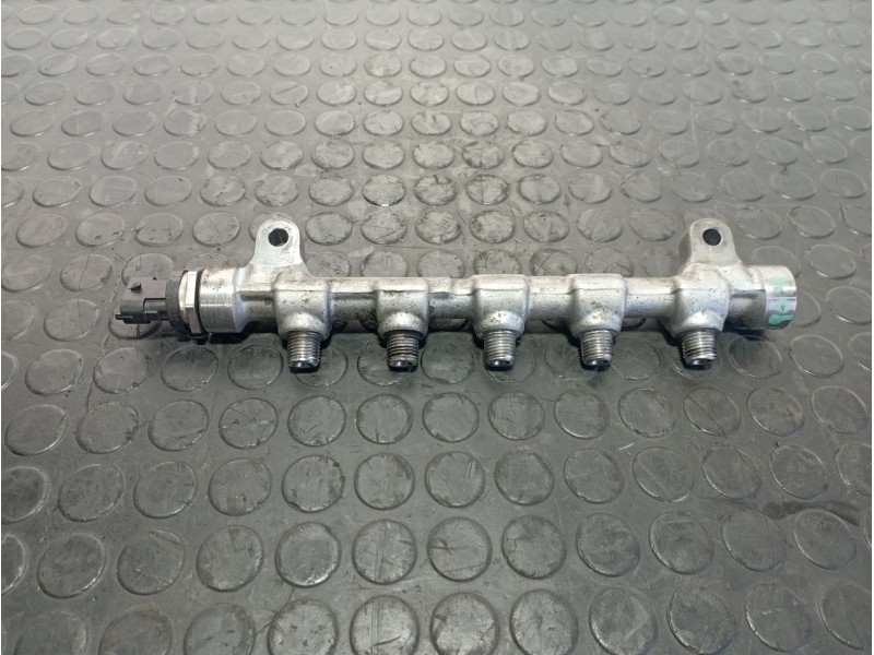 Recambio de rampa inyectora para hyundai ix35 1.6 crdi referencia OEM IAM 314002A420  