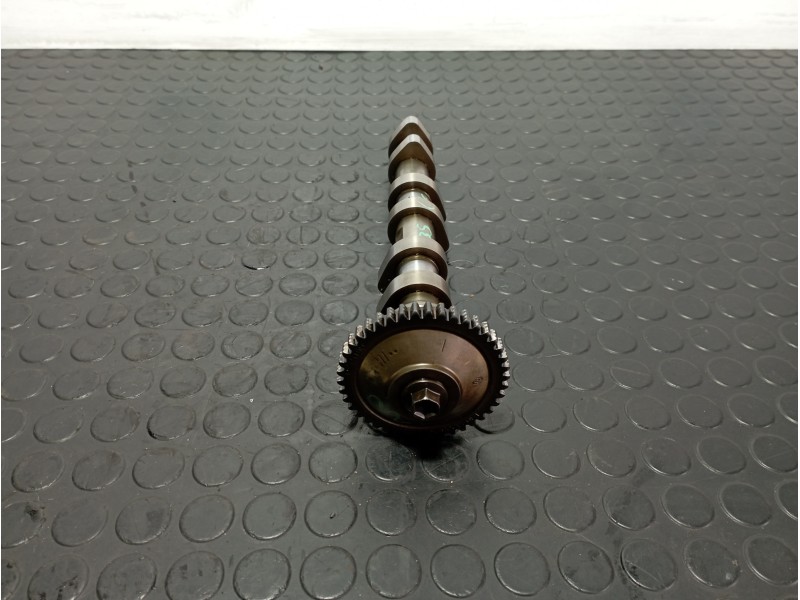 Recambio de arbol de levas para renault captur dynamique referencia OEM IAM 130249082R  