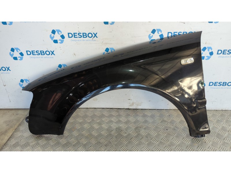 Recambio de aleta delantera izquierda para audi a4 cabrio (8h) 3.0 tdi referencia OEM IAM   