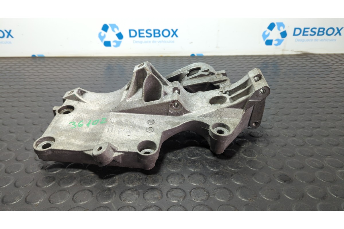 Recambio de soporte alternador para volkswagen golf v berlina (1k1) 1.9 tdi referencia OEM IAM 03G903143A  