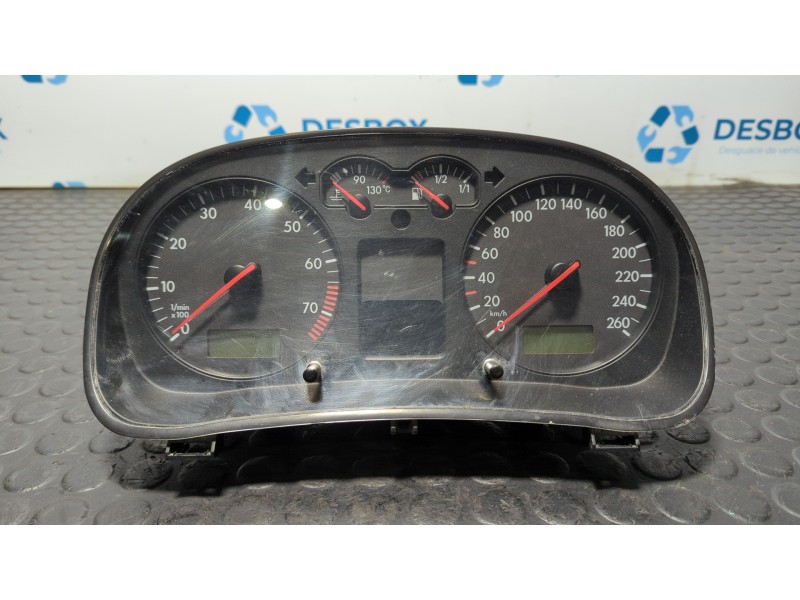 Recambio de cuadro instrumentos para volkswagen golf iv berlina (1j1) 1.6 4p 5v referencia OEM IAM 1J0920826A  