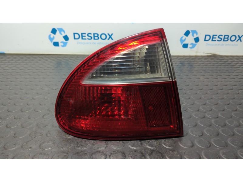 Recambio de piloto trasero izquierdo para seat leon (1m1) referencia OEM IAM 1M6945111  