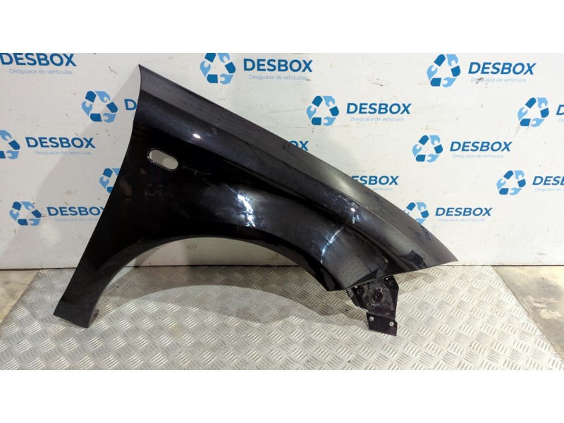 Recambio de aleta delantera derecha para seat toledo (5p2) referencia OEM IAM   