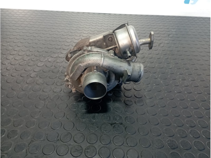 Recambio de turbocompresor para renault megane ii berlina 5p 1.9 dci referencia OEM IAM H8200398585  