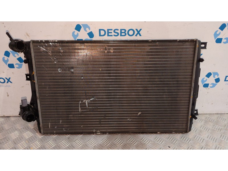 Recambio de radiador agua para seat leon (1p1) comfort limited referencia OEM IAM 1K0121253AA  