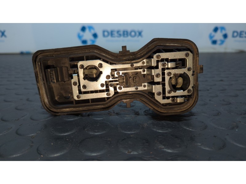 Recambio de portalamparas para renault megane ii berlina 5p 1.9 dci referencia OEM IAM 89026014  