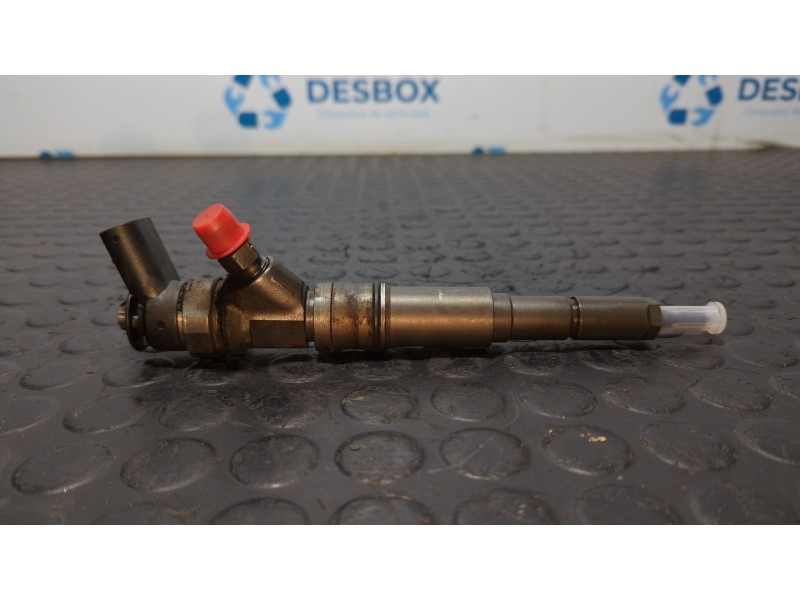 Recambio de inyector para bmw serie 3 berlina (e90) 320d berlina referencia OEM IAM 7793836  