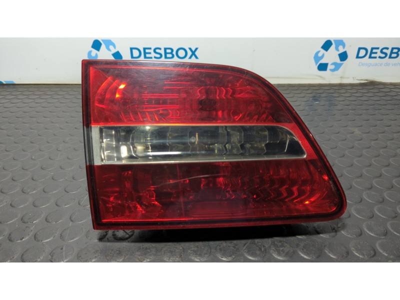 Recambio de piloto porton izquierdo para fiat stilo multi wagon (192) 1.9 jtd referencia OEM IAM 51717943  