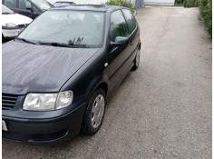 volkswagen polo (9n1) del año 2001 2