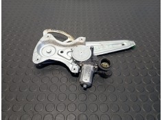 Recambio de elevalunas trasero izquierdo para toyota auris 1.8 hybrid referencia OEM IAM AV2621002331  