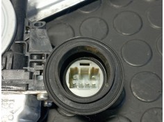 Recambio de elevalunas trasero izquierdo para toyota auris 1.8 hybrid referencia OEM IAM AV2621002331   2