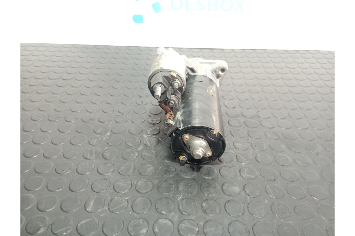 Recambio de motor arranque para bmw serie 5 berlina (e60) 2.0 16v diesel referencia OEM IAM 779689202  