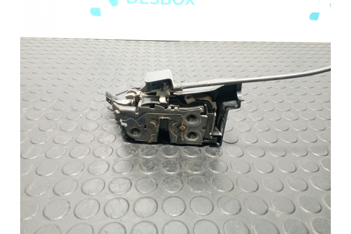 Recambio de cerradura puerta delantera izquierda para ford focus berlina (cap) 1.6 tdci referencia OEM IAM 3M5AR21813EP  