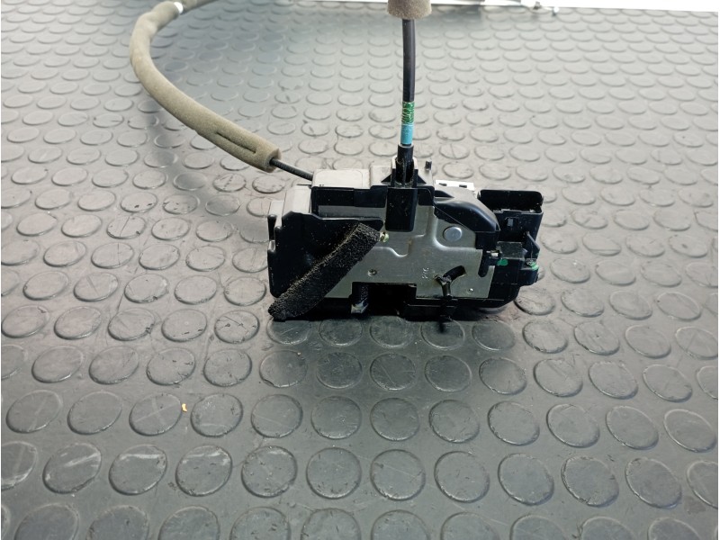 Recambio de cerradura puerta trasera izquierda para nissan note 1.2 3 cil referencia OEM IAM 825013VV0A  