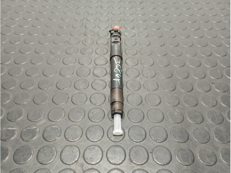 Recambio de inyector para peugeot 508 sw sw allure hdi 116 referencia OEM IAM 9686191080  