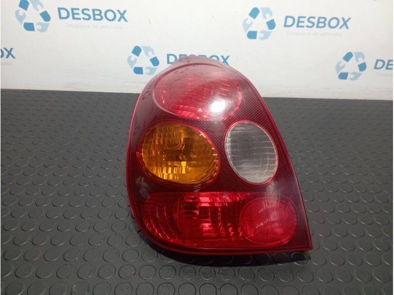 Recambio de piloto trasero izquierdo para toyota corolla (e11) 1.4 gasolina referencia OEM IAM 22076587L  