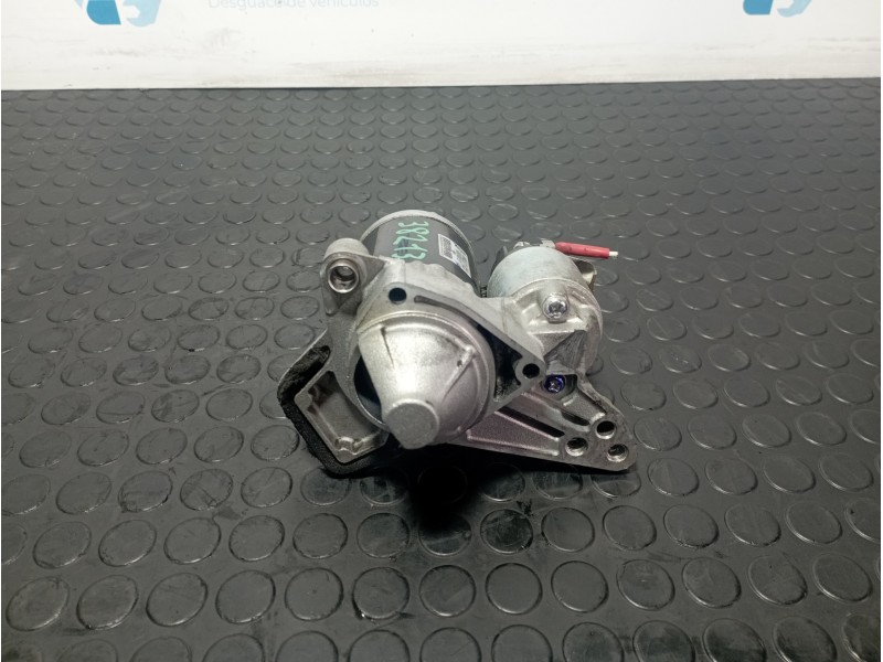 Recambio de motor arranque para dacia duster 1.2 gasolina referencia OEM IAM 233000779  