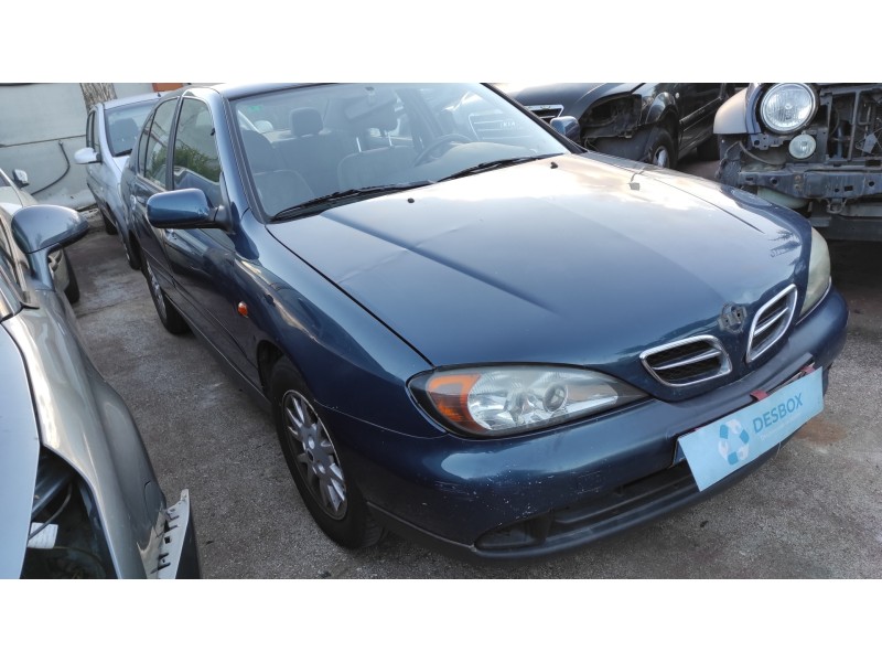 nissan primera berlina (p11) del año 2000
