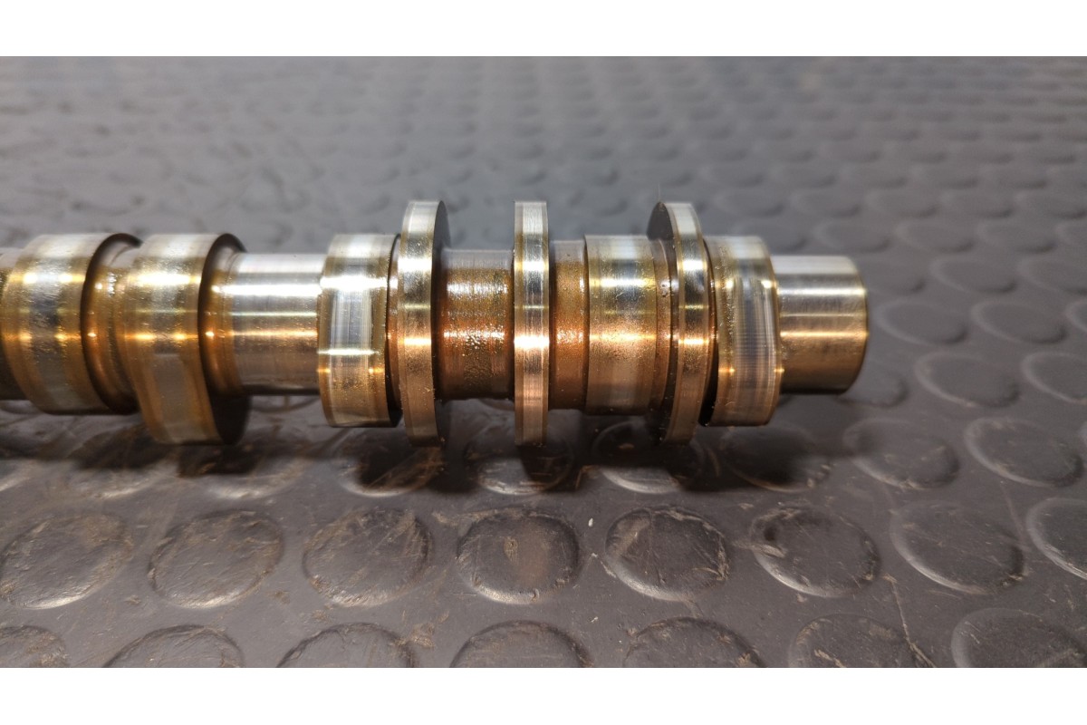Recambio de arbol de levas para mercedes-benz clase cl (w215) coupe 500 (215.375) referencia OEM IAM R22  