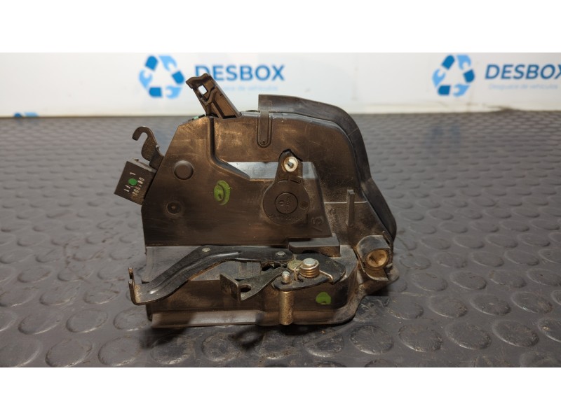 Recambio de cerradura puerta delantera izquierda para bmw serie 3 compact (e46) referencia OEM IAM 82534310  