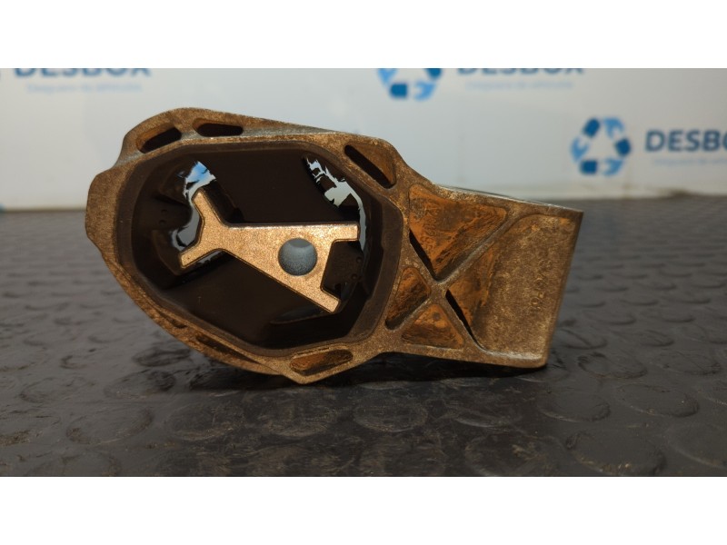 Recambio de soporte cambio para volvo xc 40 2.0 d referencia OEM IAM 8888765038  