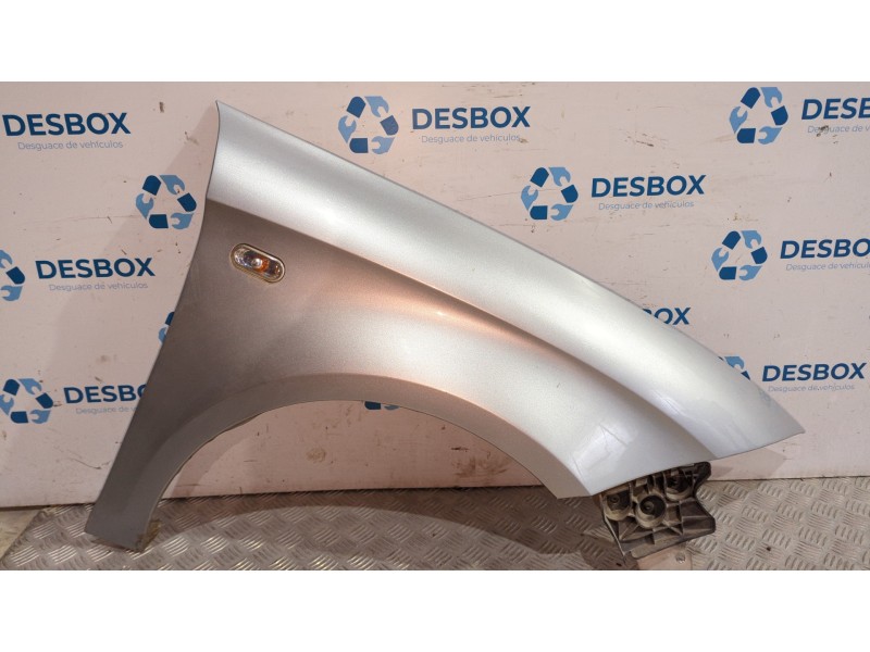 Recambio de aleta delantera derecha para seat toledo (5p2) 2.0 tdi referencia OEM IAM   