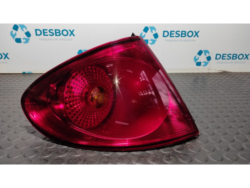 Recambio de piloto trasero izquierdo para seat toledo (5p2) 2.0 tdi referencia OEM IAM 5P5945095C  