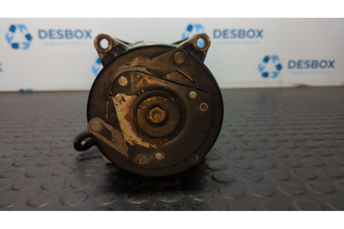 Recambio de compresor aire acondicionado para citroen xantia berlina 1.9 td sx referencia OEM IAM 6560502  