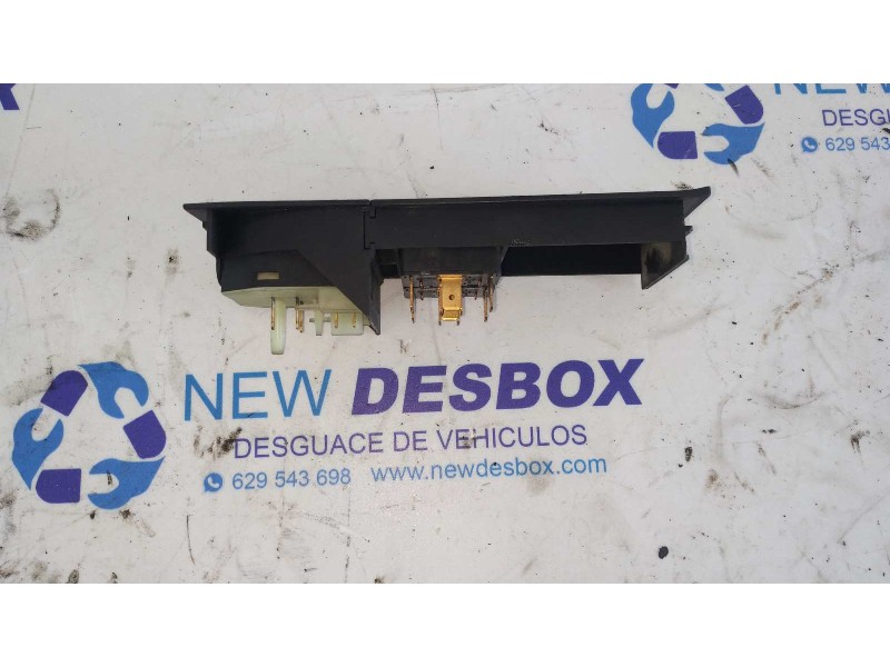 Recambio de mando elevalunas delantero izquierdo para audi 80/90 (893) 1.9 diesel (1y) referencia OEM IAM 89395985501C  