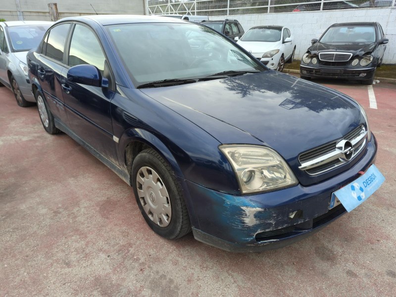 opel vectra c berlina del año 2004