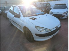 peugeot 206 berlina del año 2001
