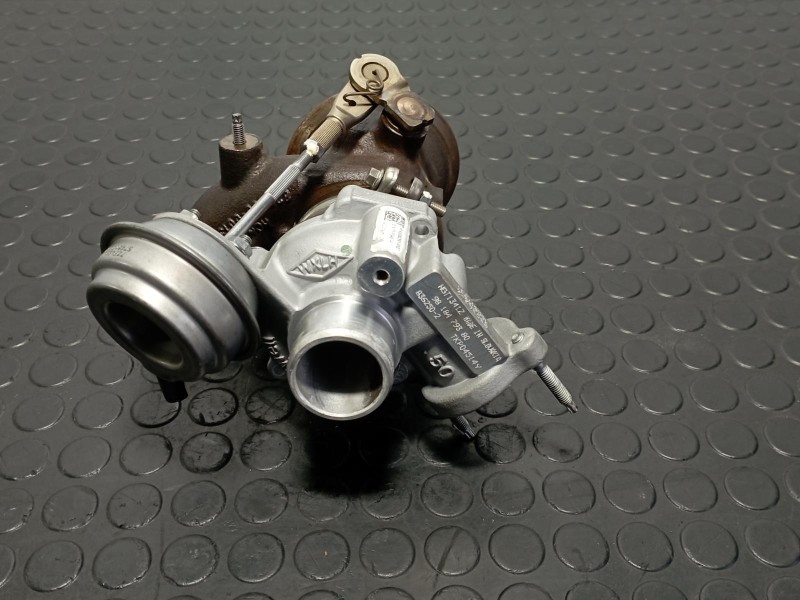 Recambio de turbocompresor para peugeot 208 1.2 puretech referencia OEM IAM 9818479380  