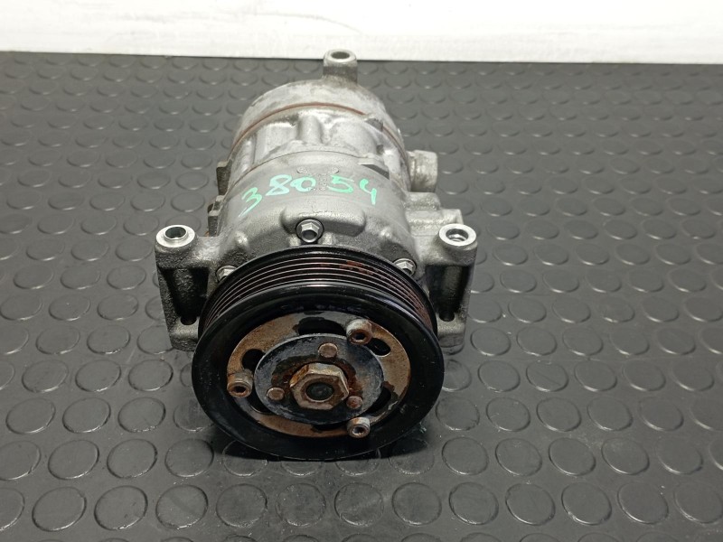 Recambio de compresor aire acondicionado para volkswagen golf vii lim. 1.2 tsi referencia OEM IAM 5Q0820803  