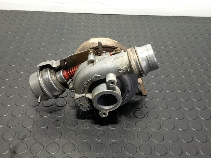 Recambio de turbocompresor para renault megane iii sport tourer 1.9 dci referencia OEM IAM 54399700087  
